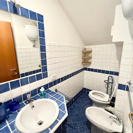 Lisa Apartment