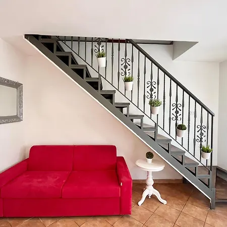 Lisa Apartment